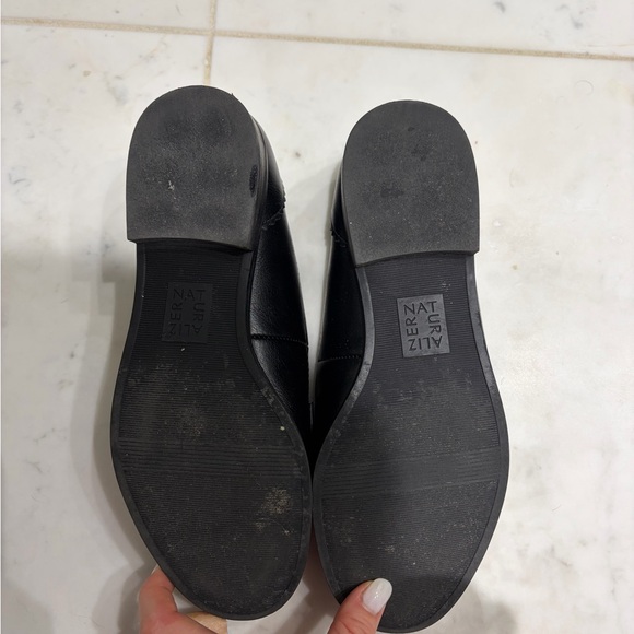 Naturalizer Black Leather Loafers with Gold Hardware - Picture 4 of 6